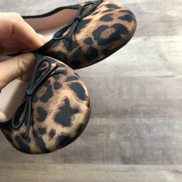 H&M Satin Like Almond Toe Flexible Leopard Flats - Picture 3 of 7